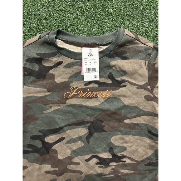 Zoe + Liv Shirt Womens XXS Camo Camouflage Princess Embroidered Green Top NWT - Picture 2 of 4